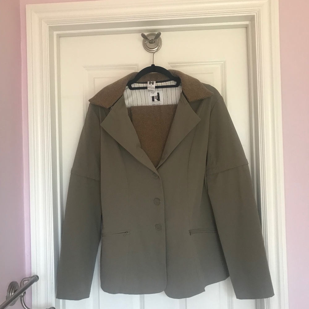 Nicole Jacket with exchangeable collar and sleeves Size Large